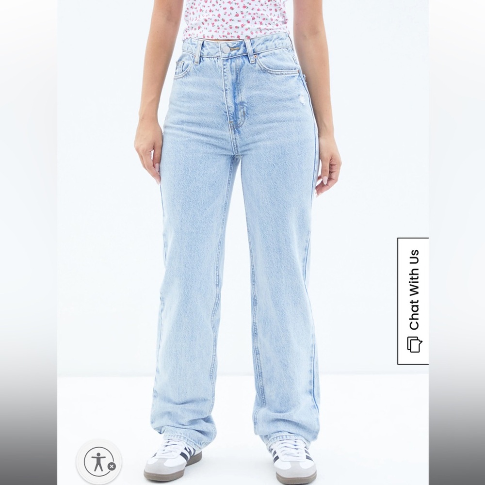 PacSun Light Indigo '90s Boyfriend Jeans. Size: 27